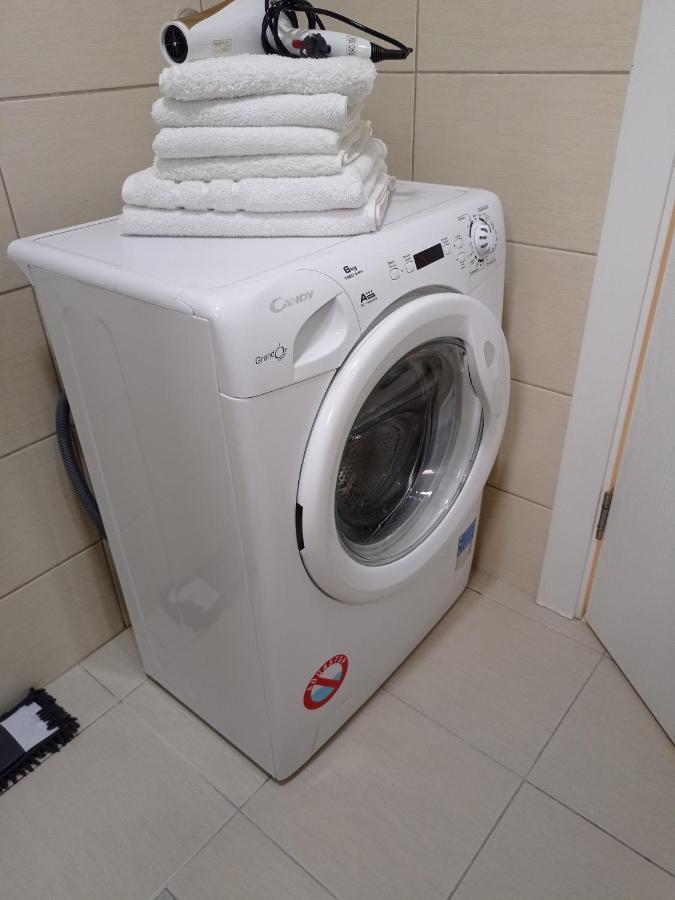 Apartman Sunflower Sremska Mitrovica Esterno foto